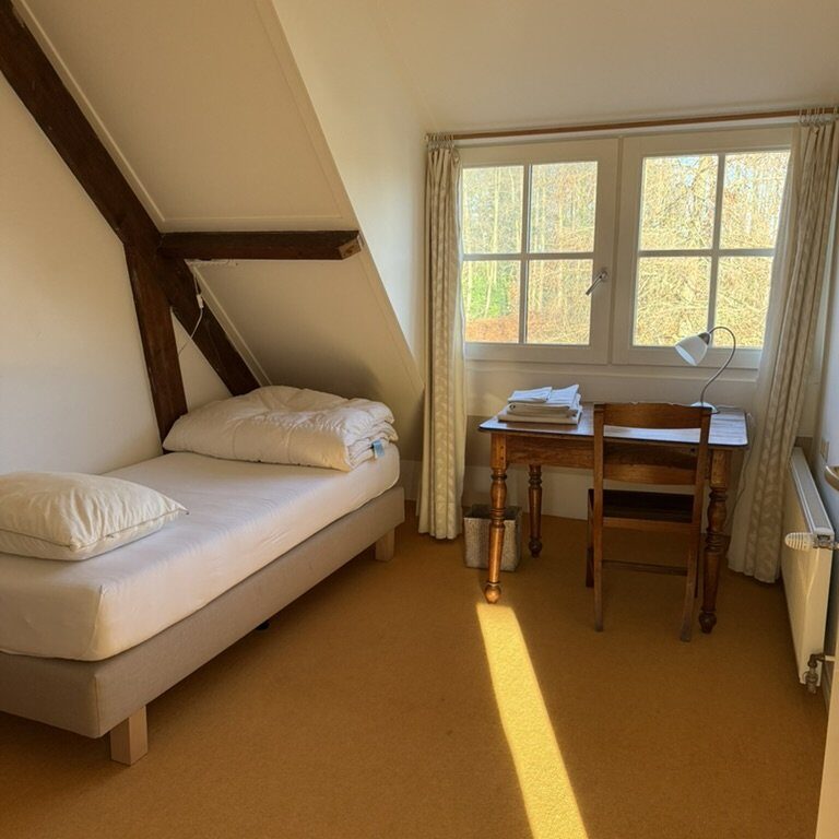 yoga teacher training retreatstijl hof van kairos